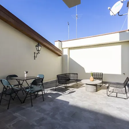 Bob W Rome San Lorenzo מלון דירות רומא