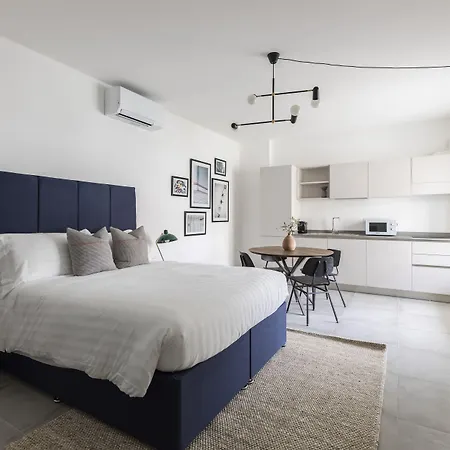 Bob W Rome San Lorenzo