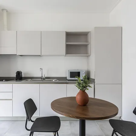 Bob W Rome San Lorenzo מלון דירות