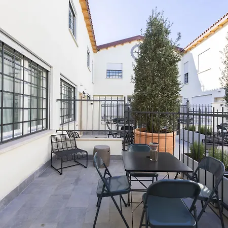 Bob W Rome San Lorenzo 3* רומא