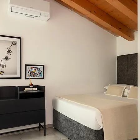 Bob W San Lorenzo Apart Otel Roma