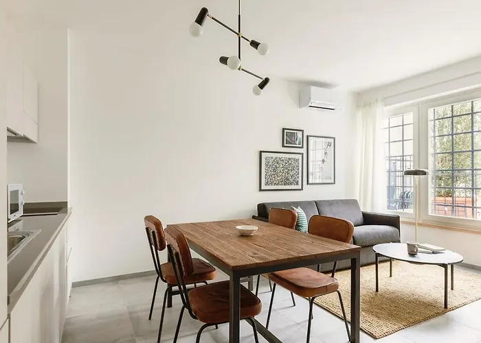 Bob W San Lorenzo Rome